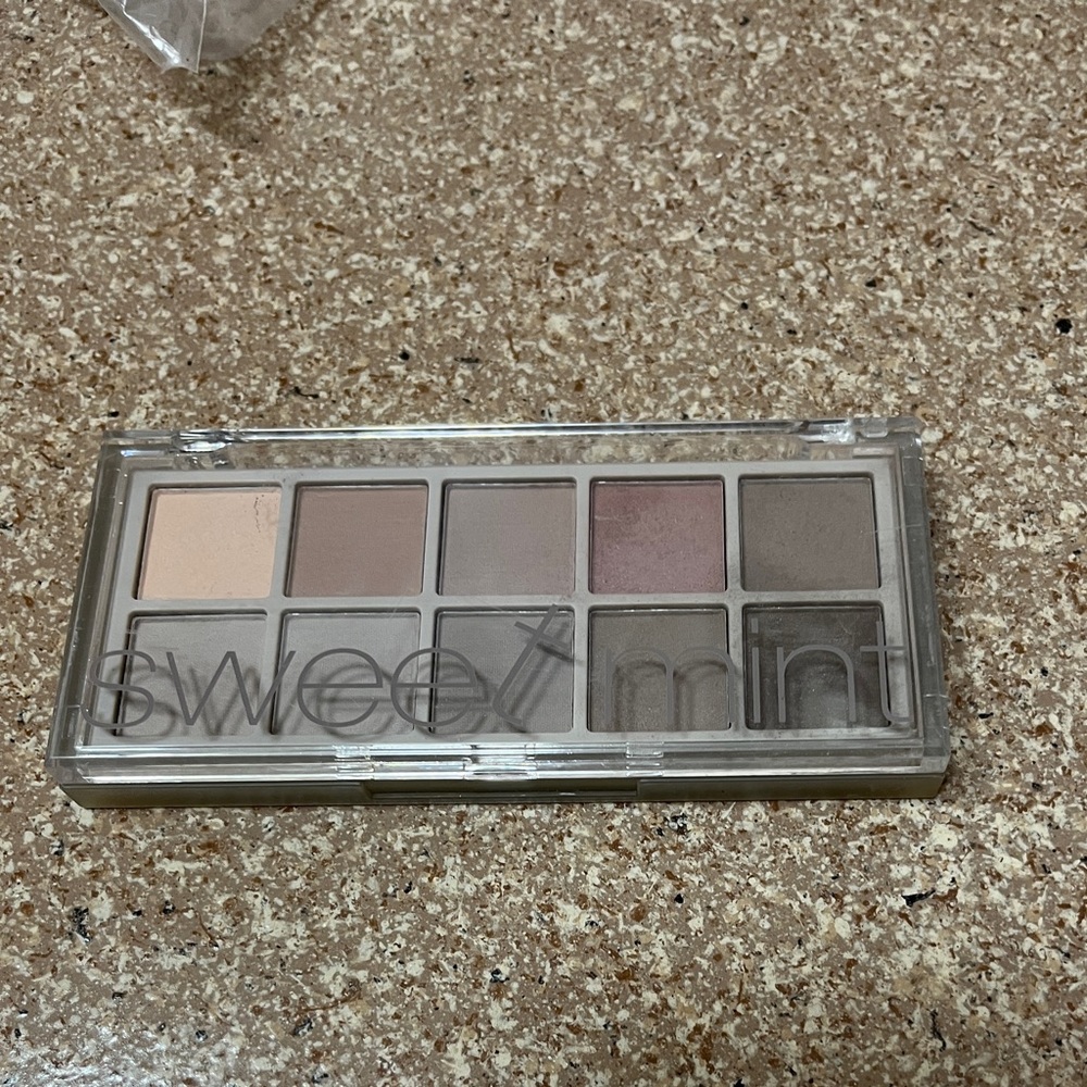 Eyeshadow